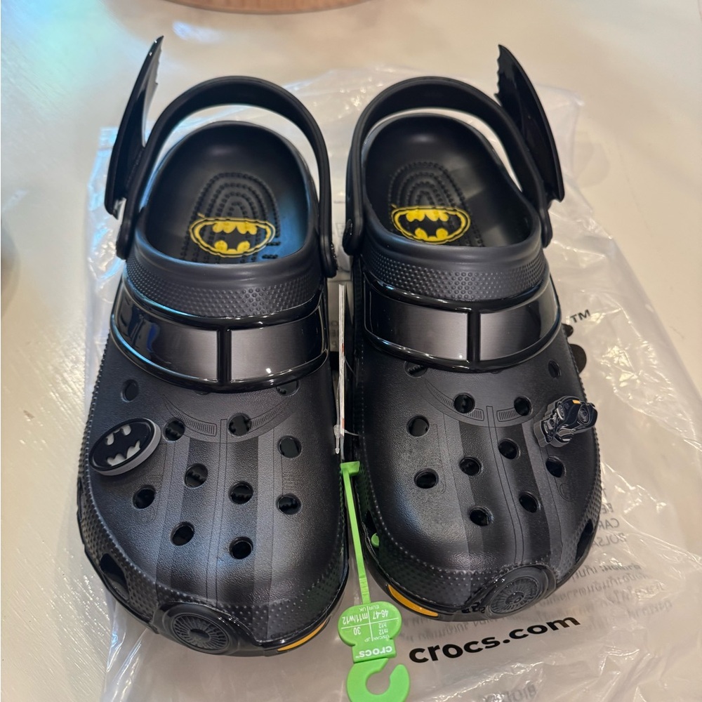 CROCS Mens Black Batman Slippers